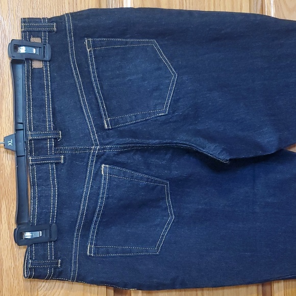 Gloria Vanderbuilt Jeans - Picture 5 of 6